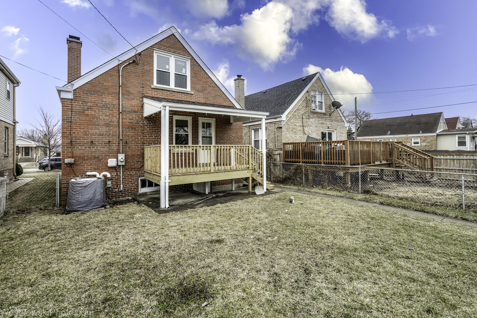 2504 Leyden Avenue, River Grove, IL 60171