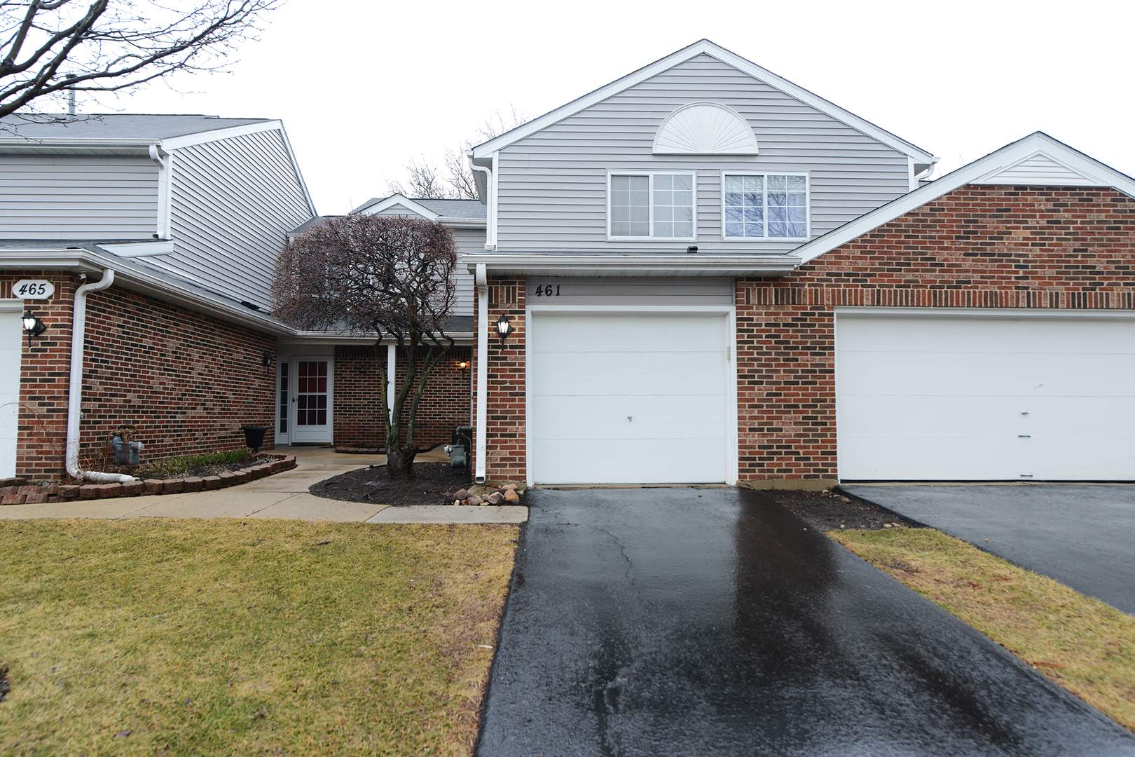 461 Canterbury Drive #461, Carol Stream, IL 60188