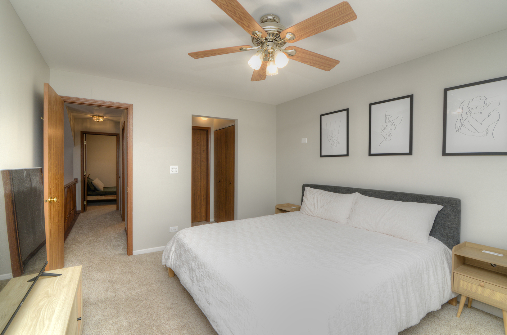 461 Canterbury Drive #461, Carol Stream, IL 60188