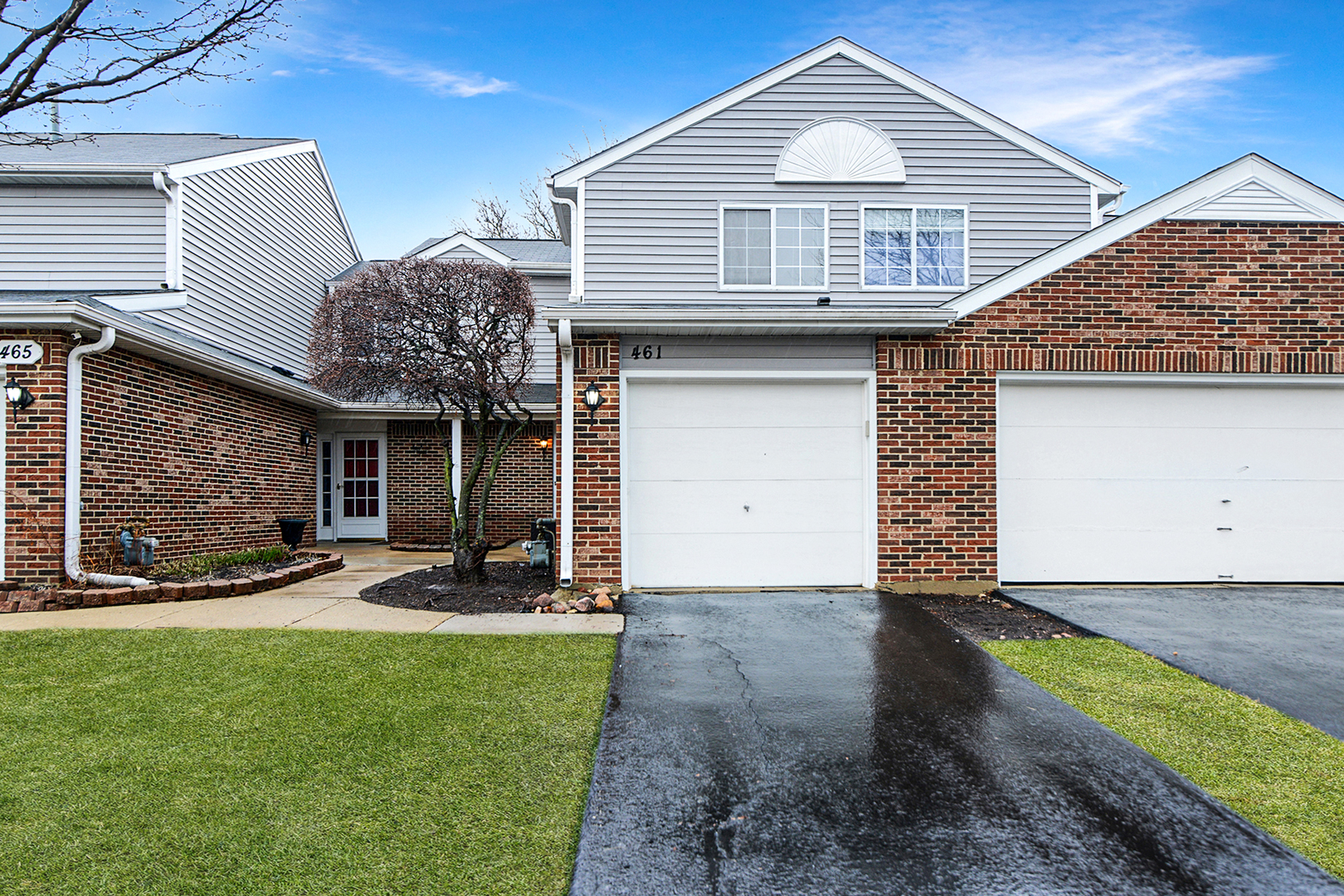 461 Canterbury Drive #461, Carol Stream, IL 60188