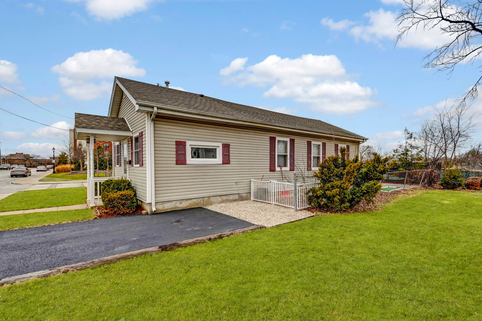 6724 W 174th Street, Tinley Park, IL 60477