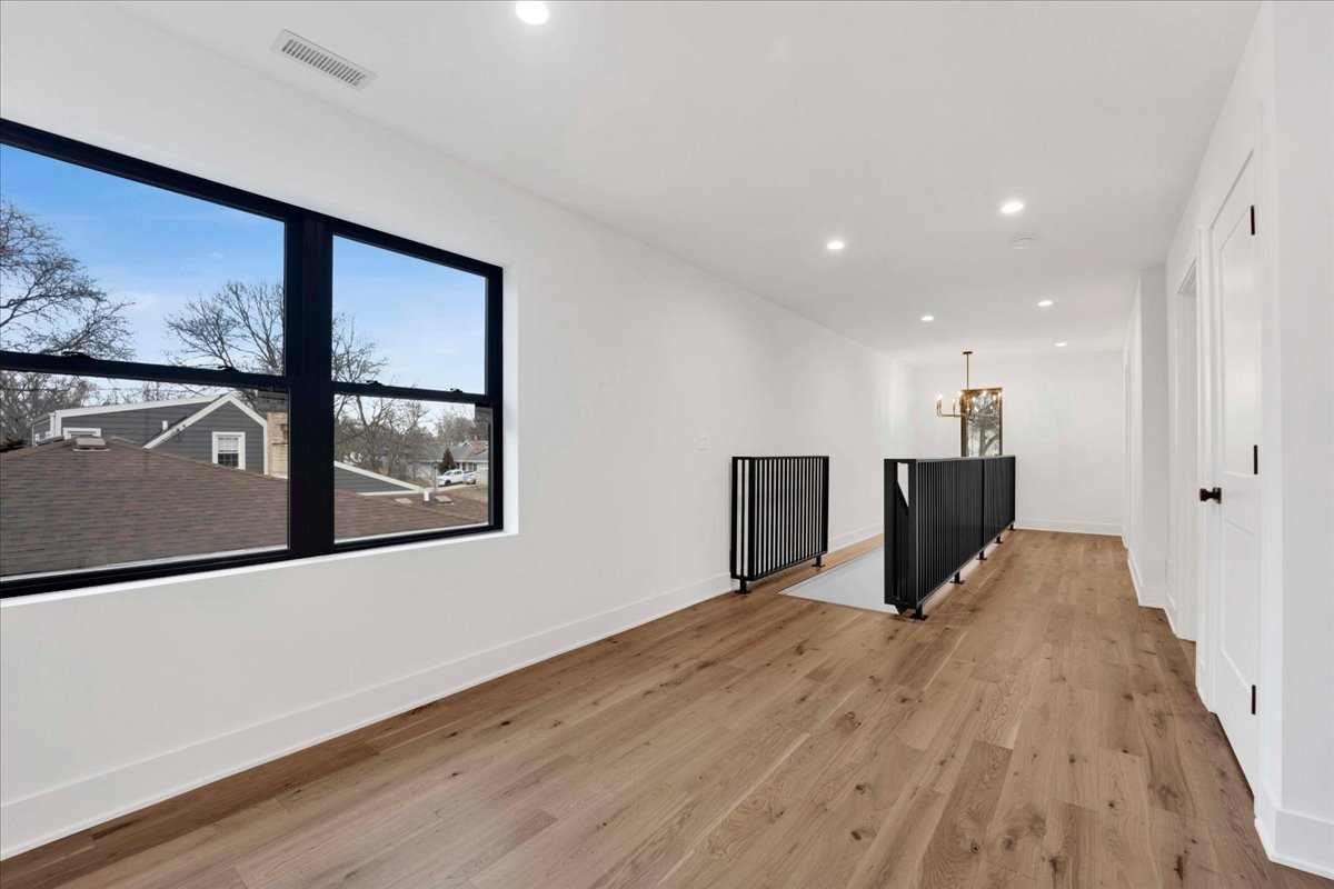 218 N Park Avenue, Lombard, IL 60148