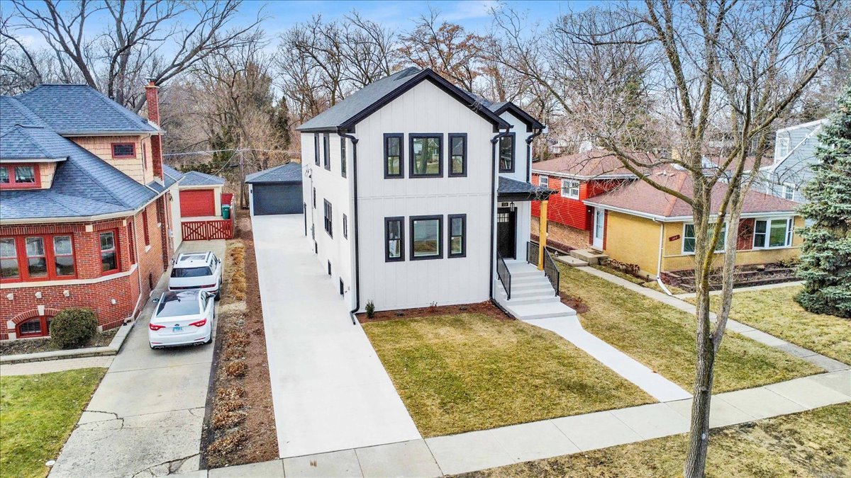 218 N Park Avenue, Lombard, IL 60148