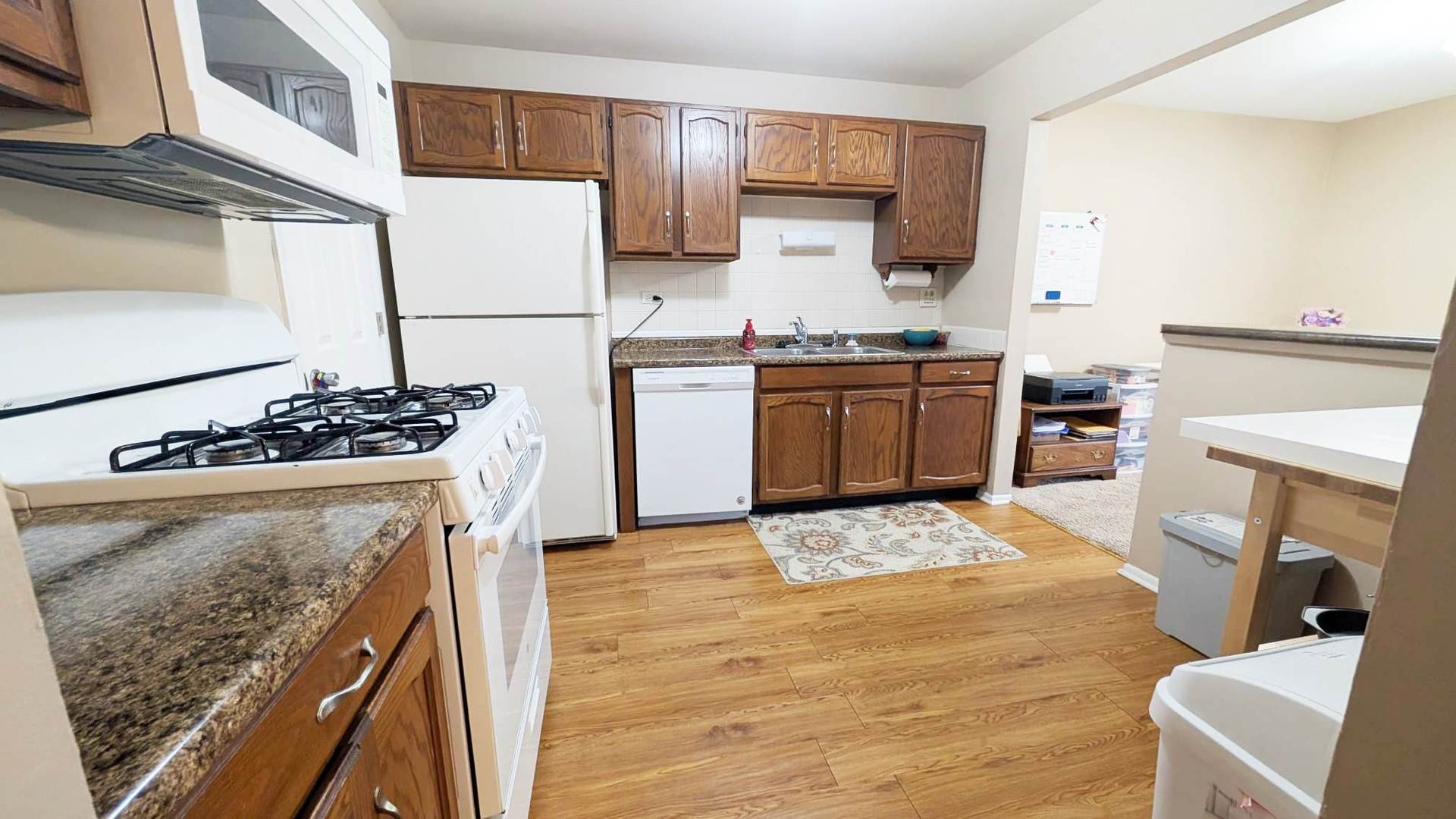 602 HANOVER Court #V1, Schaumburg, IL 60194