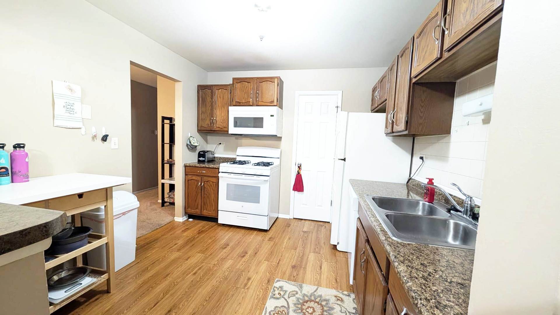 602 HANOVER Court #V1, Schaumburg, IL 60194