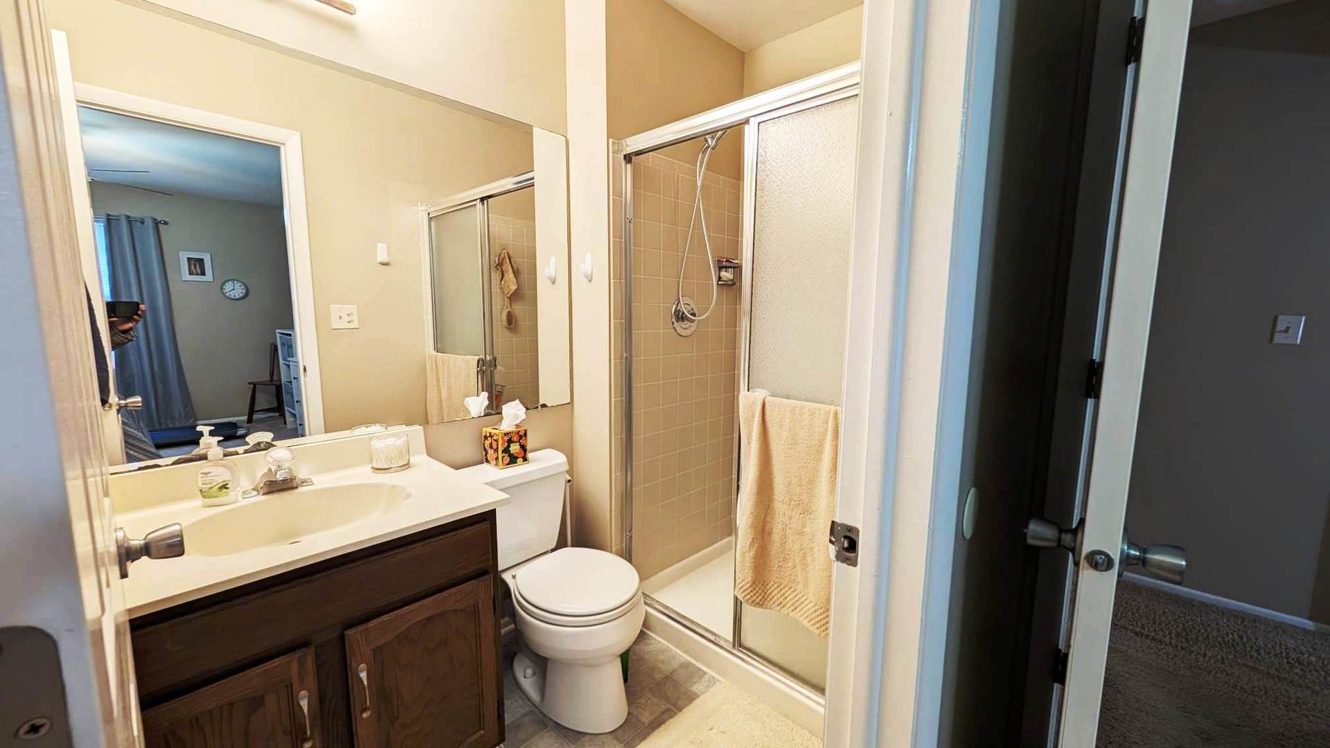 602 HANOVER Court #V1, Schaumburg, IL 60194