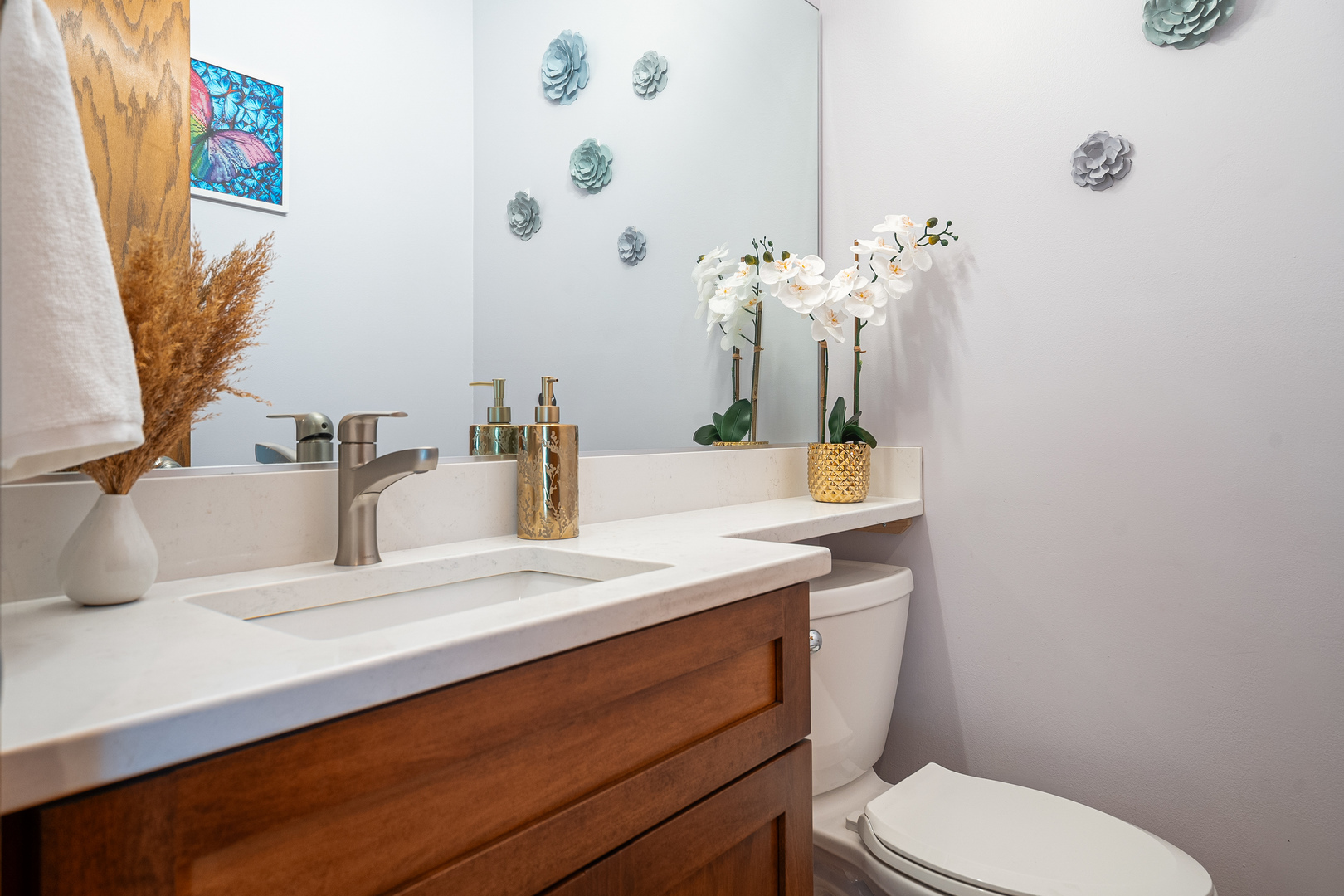 8832 Pleasant Avenue, Hickory Hills, IL 60457