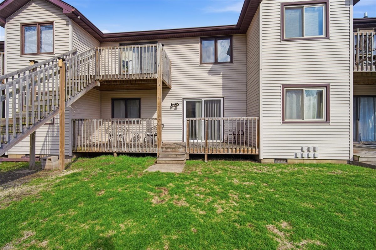 1600 Northbrook #B9, Normal, IL 61761