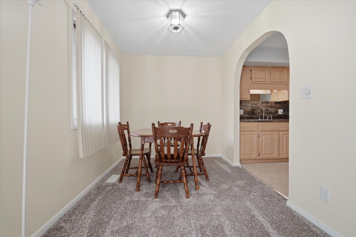 1600 Northbrook #B9, Normal, IL 61761