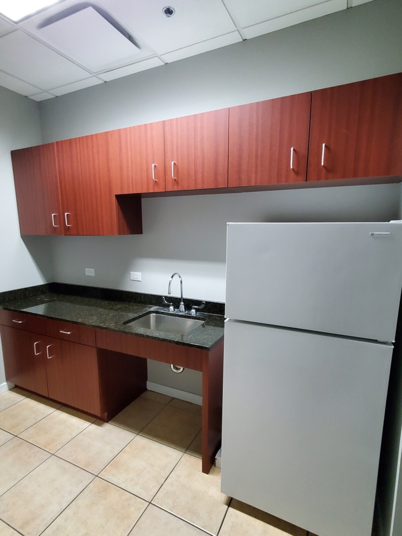 1411 McHenry Road #227, Buffalo Grove, IL 60089