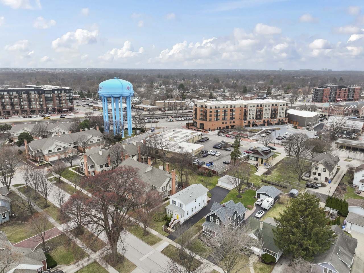 114 S Elm Street, Mount Prospect, IL 60056