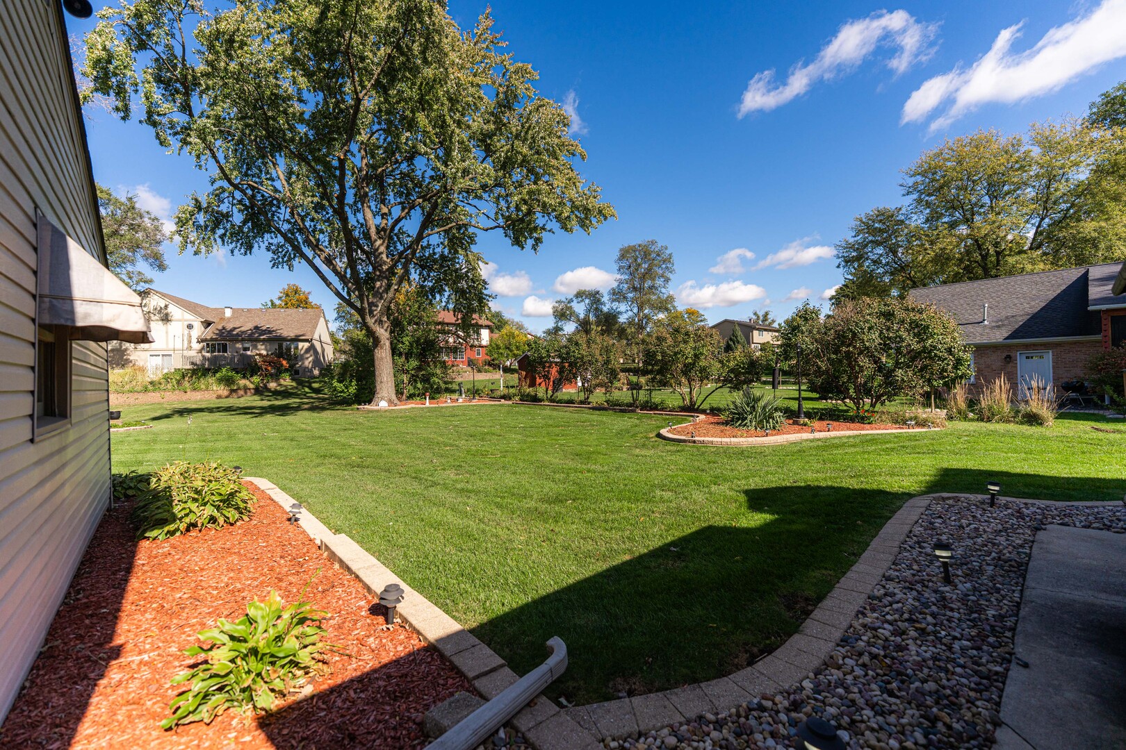 880 Bemis Road, Glen Ellyn, IL 60137