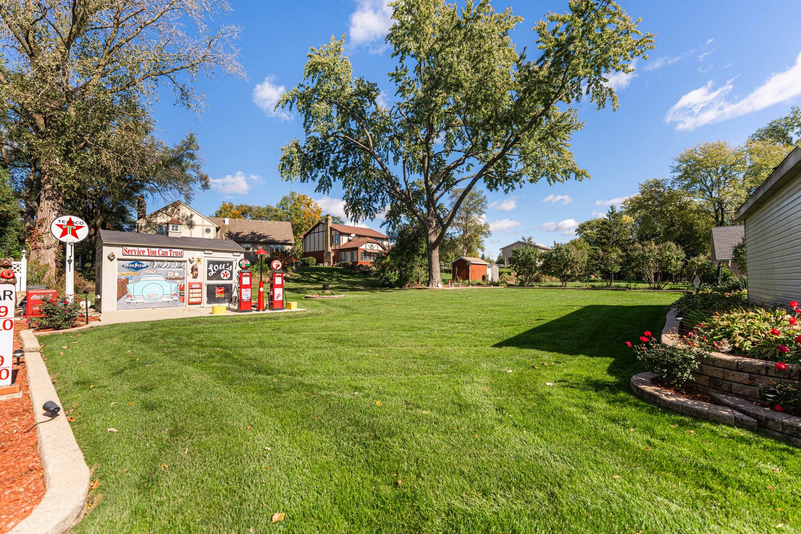 880 Bemis Road, Glen Ellyn, IL 60137