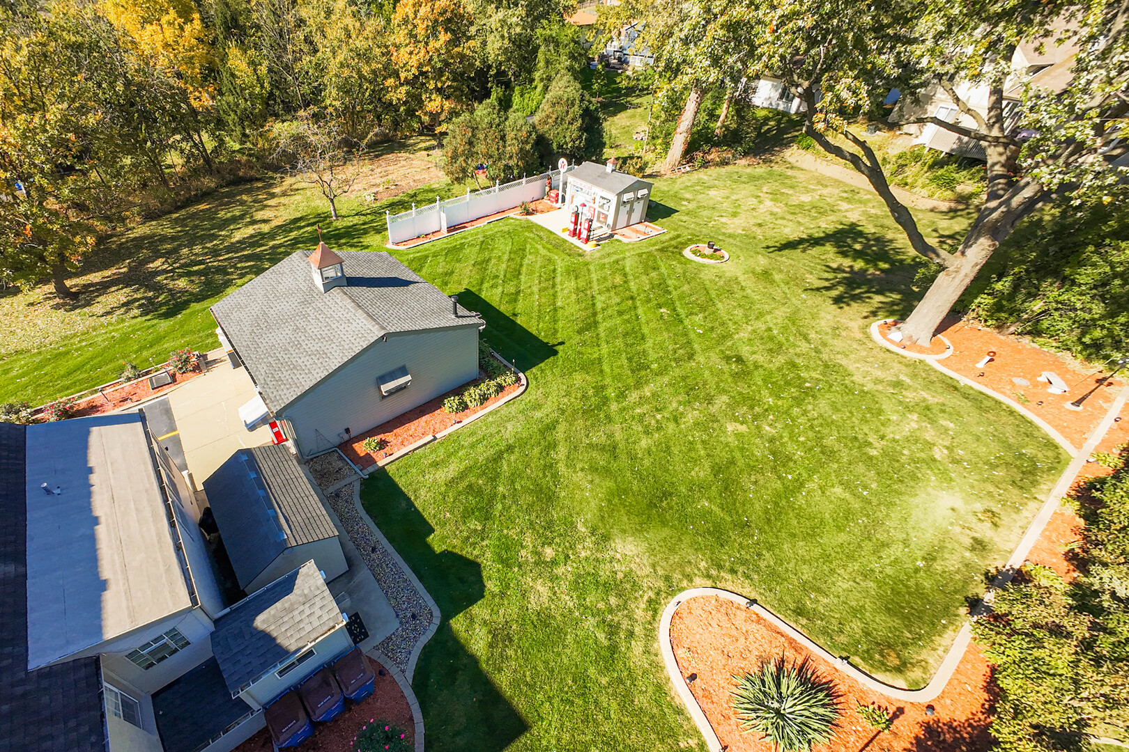 880 Bemis Road, Glen Ellyn, IL 60137