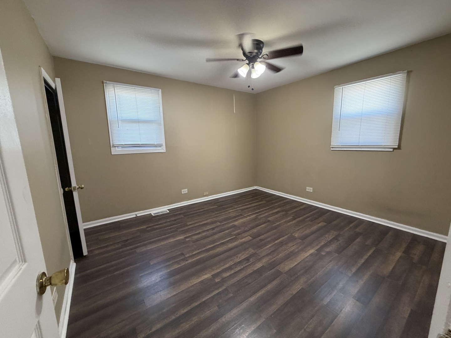 16130 JUSTINE Street, Markham, IL 60428