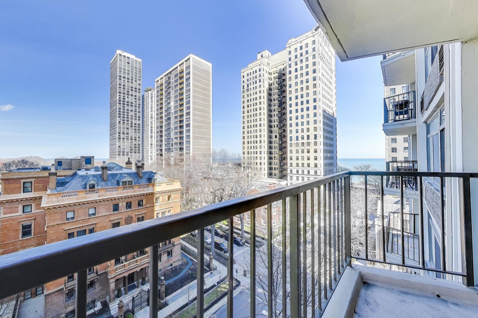 1450 N Astor Street #9C, Chicago, IL 60610