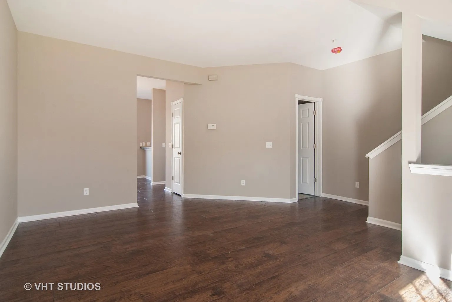 1325 Chestnut Lane, Yorkville, IL 60560