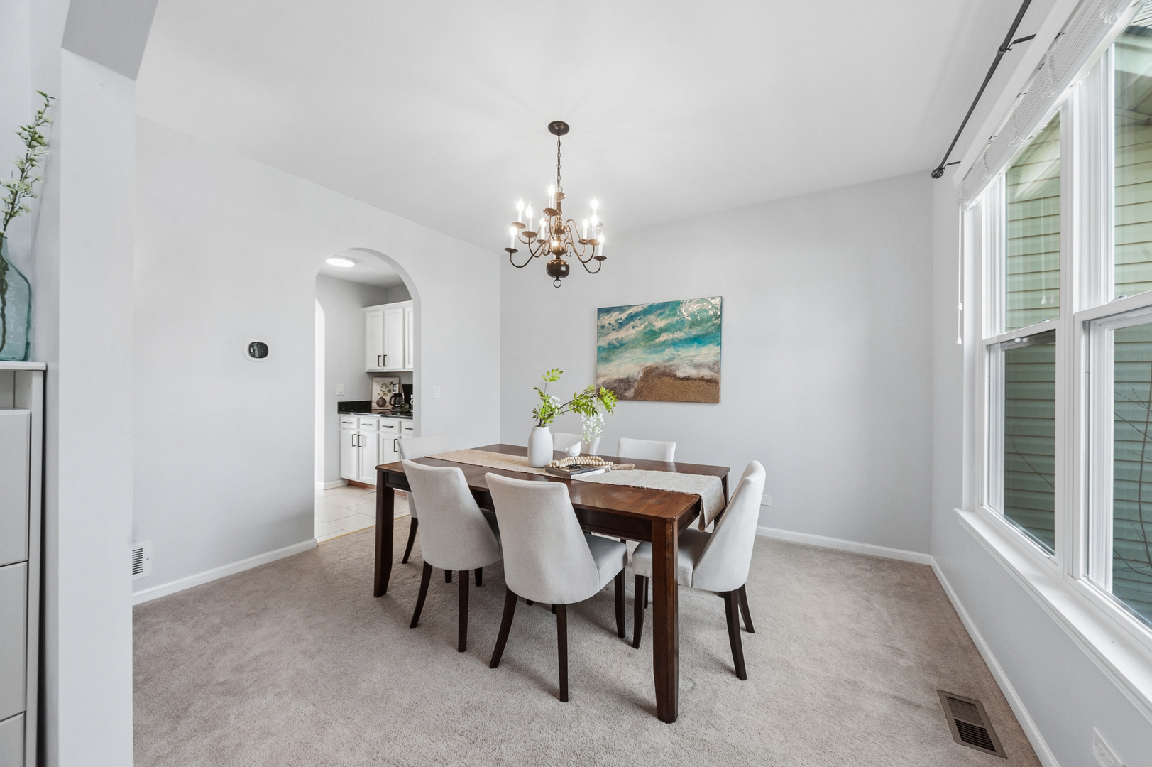 305 Hampton Road, Sugar Grove, IL 60554