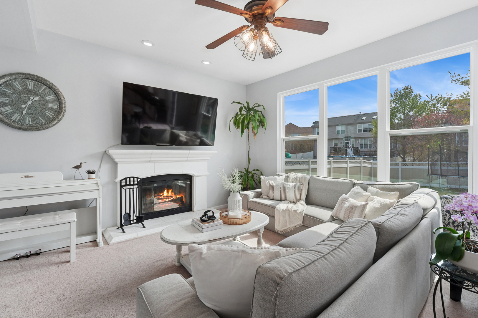 305 Hampton Road, Sugar Grove, IL 60554