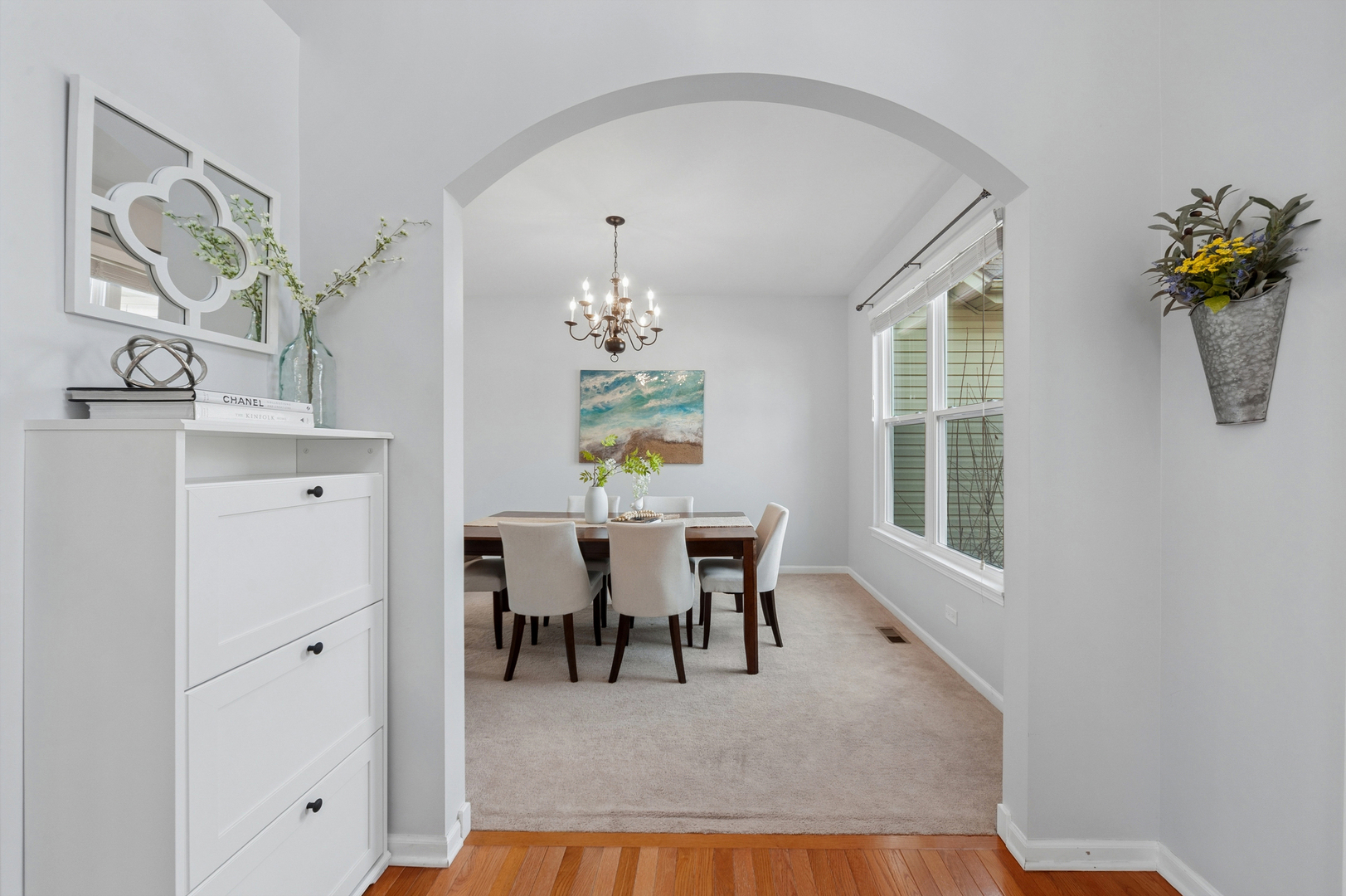 305 Hampton Road, Sugar Grove, IL 60554