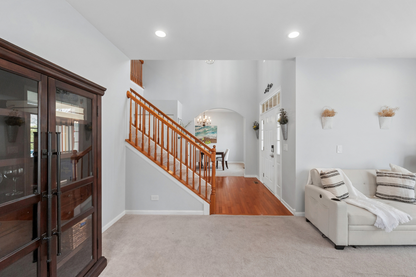 305 Hampton Road, Sugar Grove, IL 60554