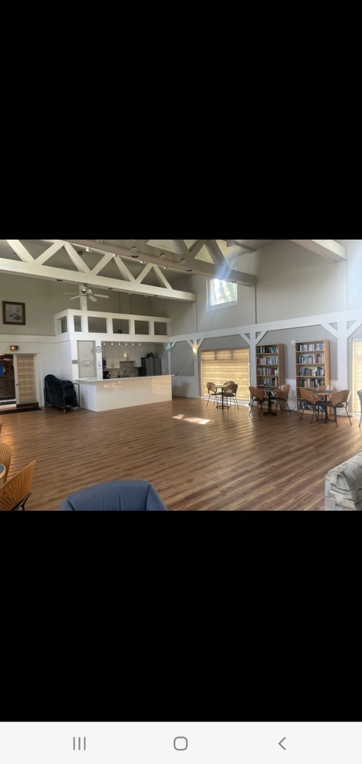 9460 Bay Colony Drive #3N, Des Plaines, IL 60016