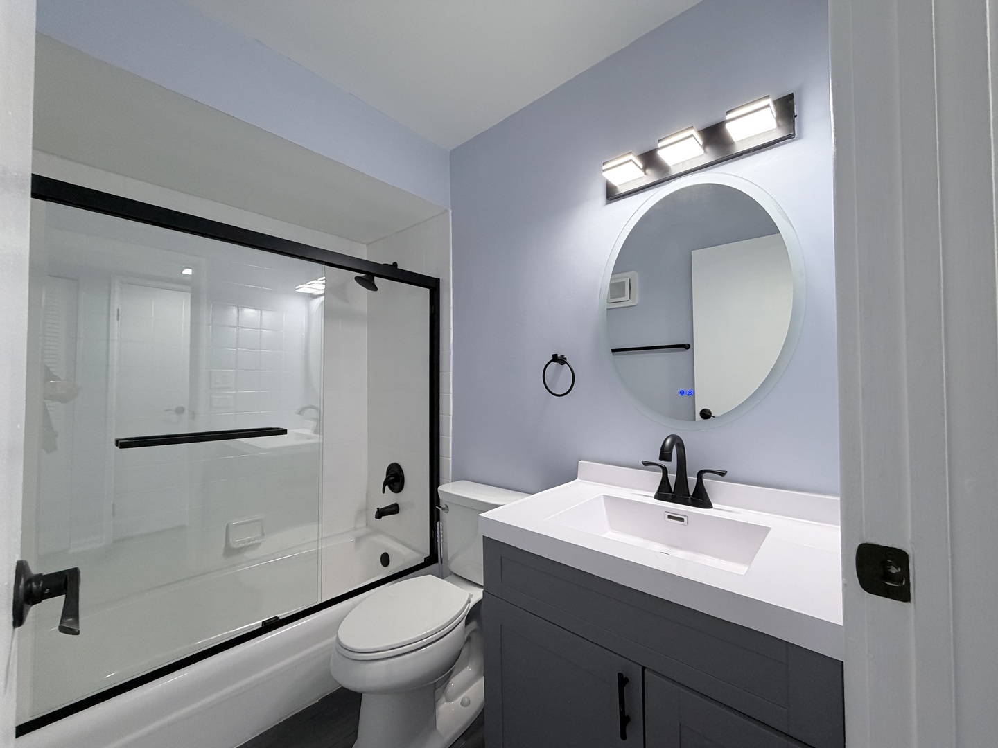 9460 Bay Colony Drive #3N, Des Plaines, IL 60016