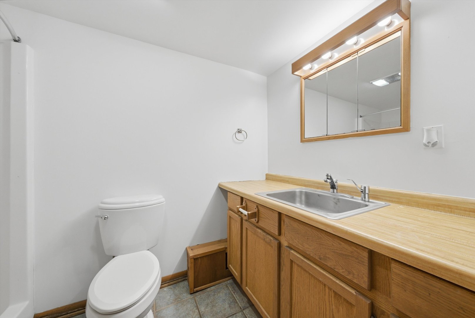 1834 Wolverine Road, Dixon, IL 61021