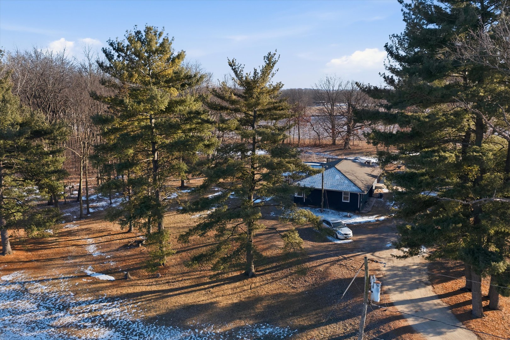 1834 Wolverine Road, Dixon, IL 61021