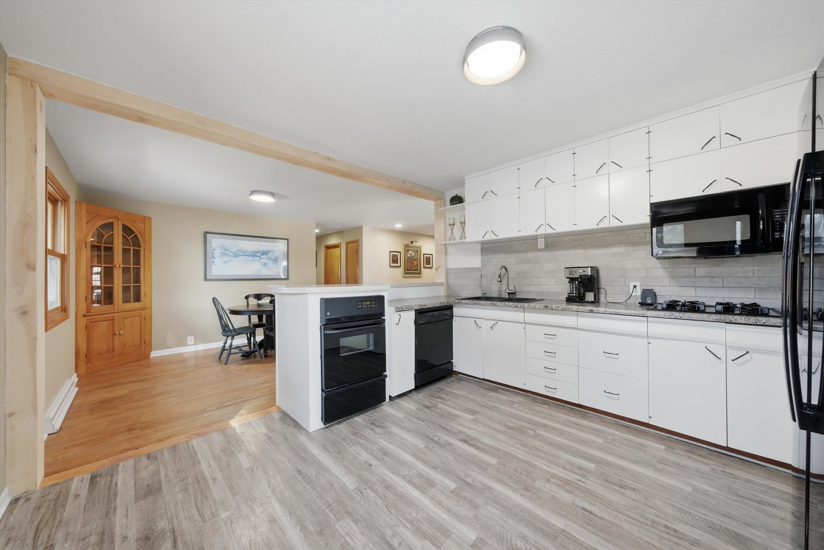 1834 Wolverine Road, Dixon, IL 61021