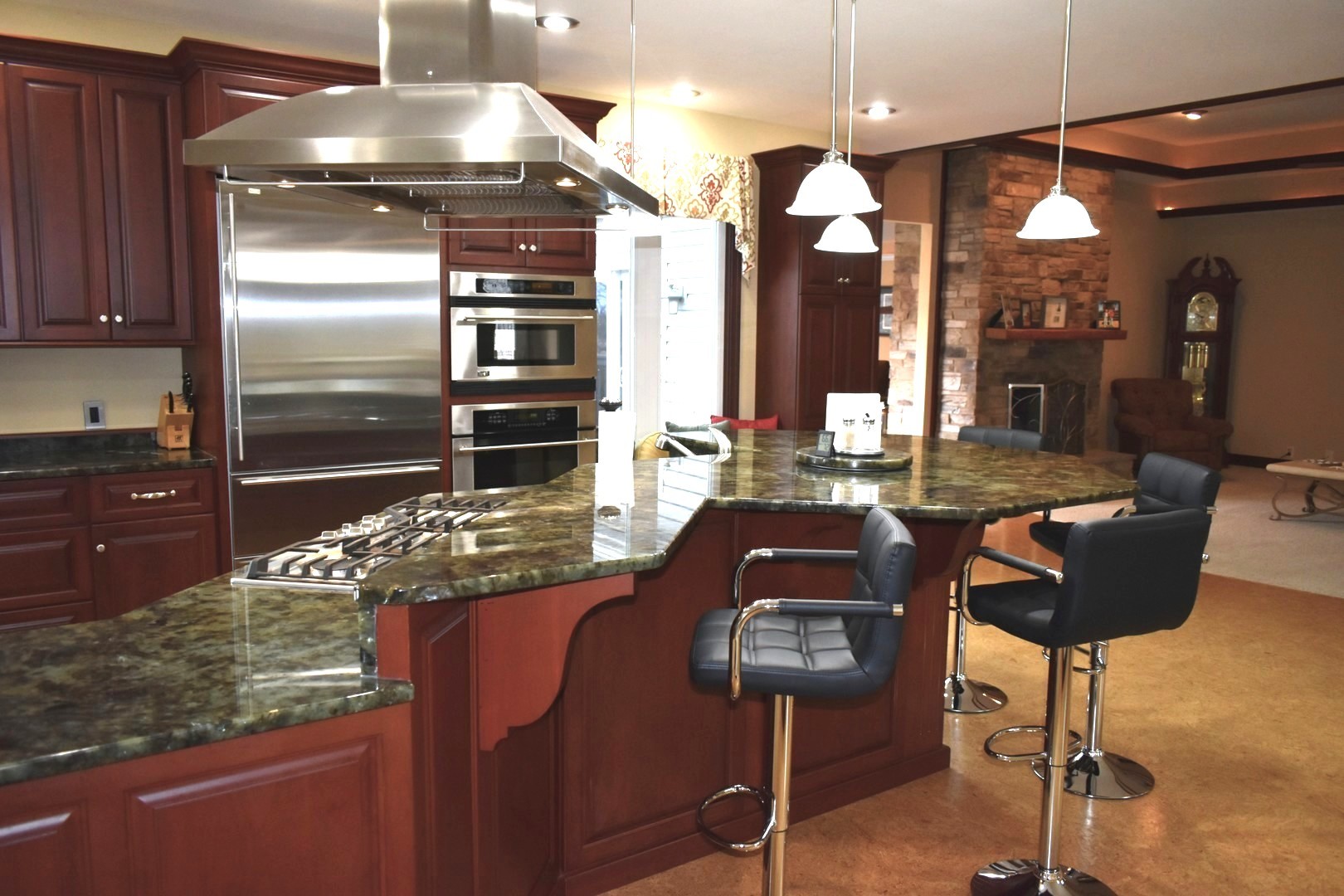 17539 E 2600 North Road, Lexington, IL 61753