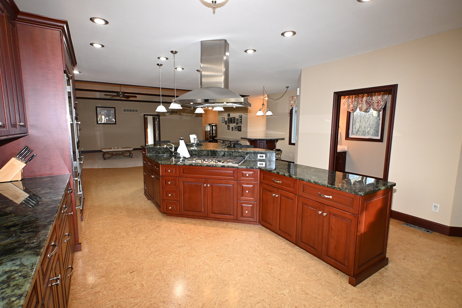 17539 E 2600 North Road, Lexington, IL 61753