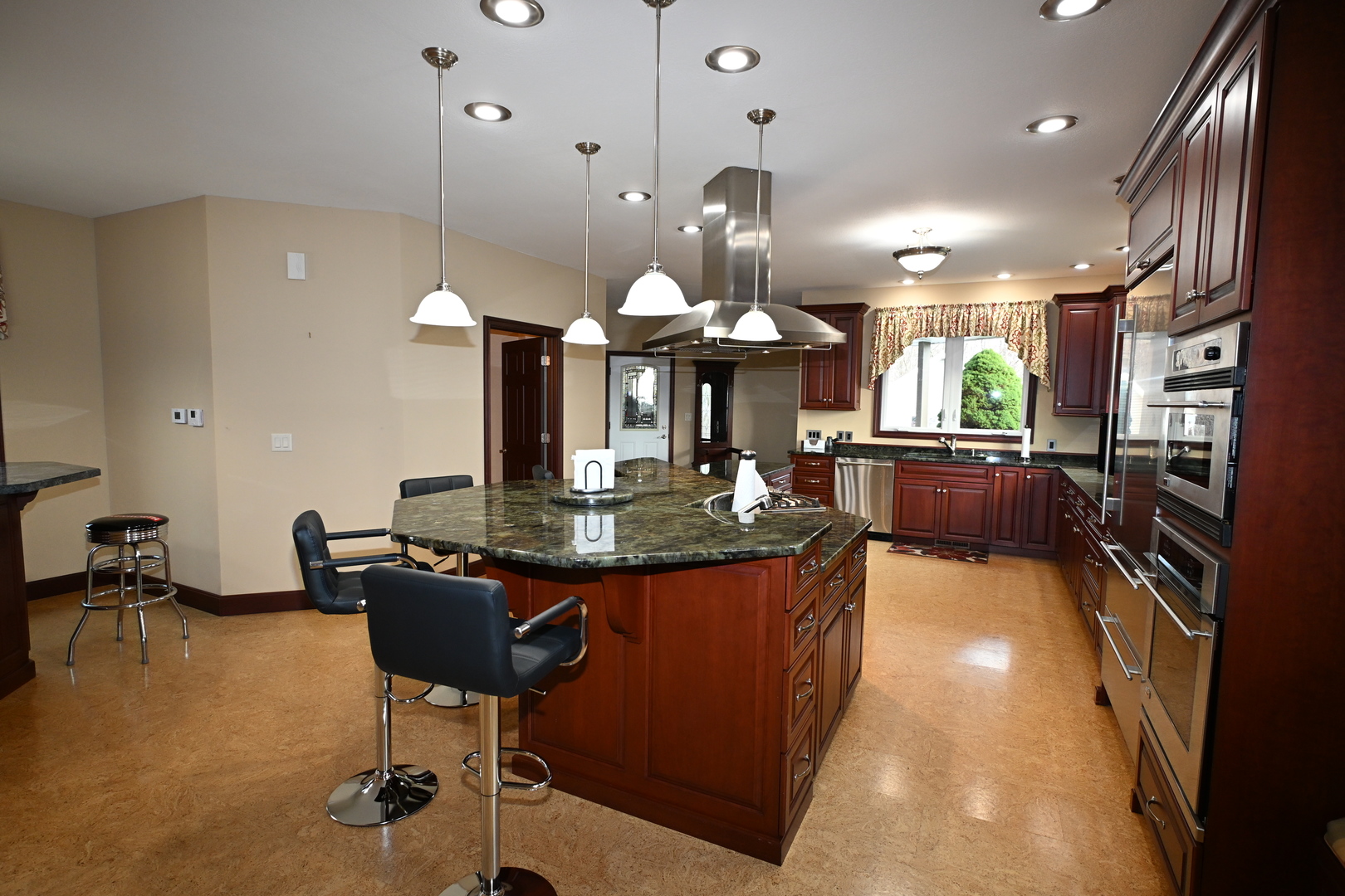 17539 E 2600 North Road, Lexington, IL 61753