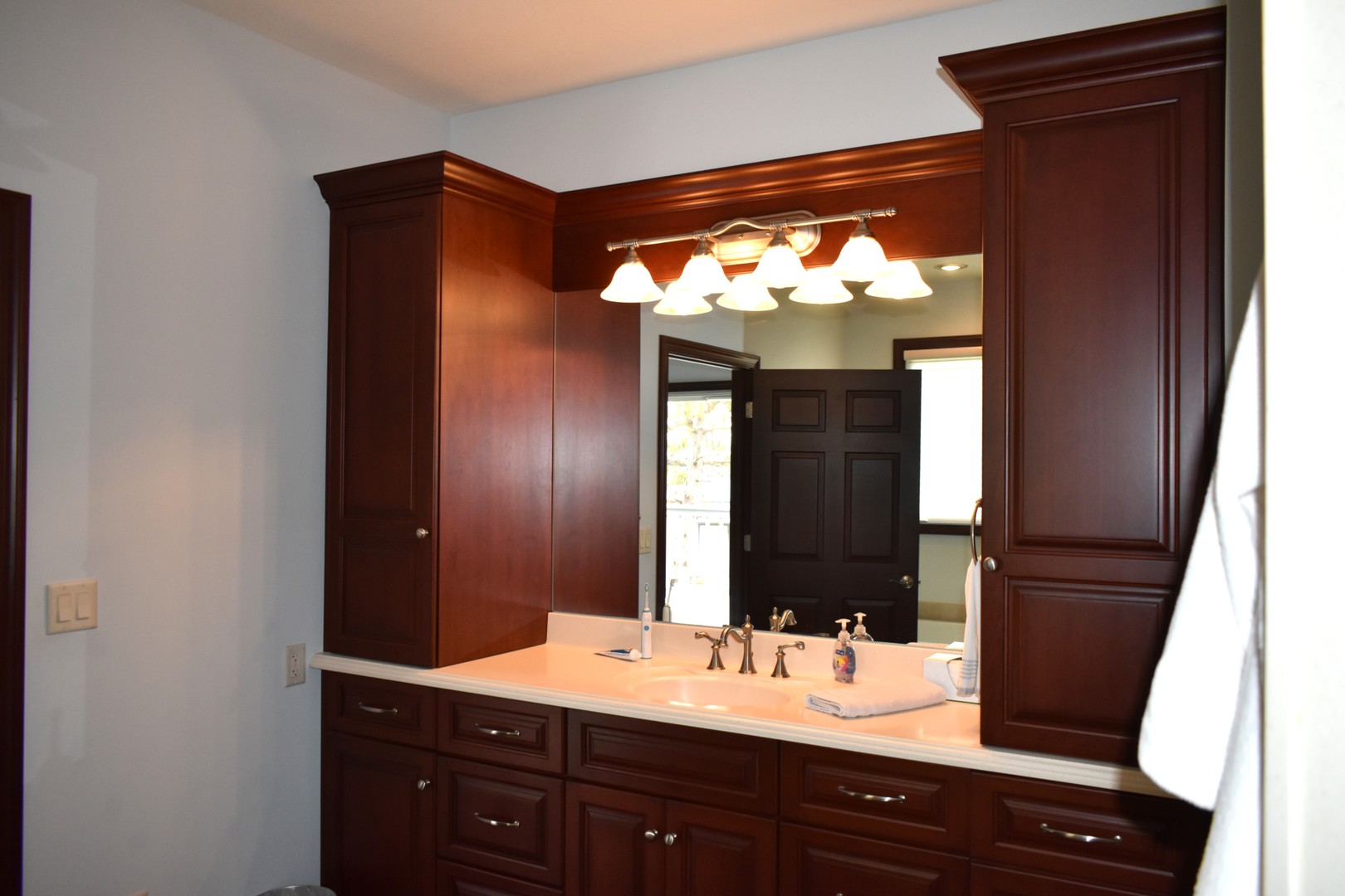 17539 E 2600 North Road, Lexington, IL 61753