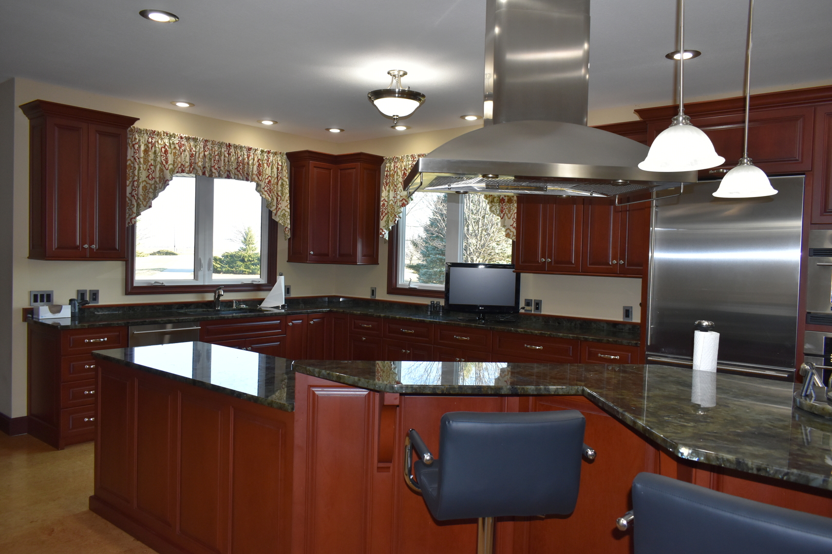 17539 E 2600 North Road, Lexington, IL 61753