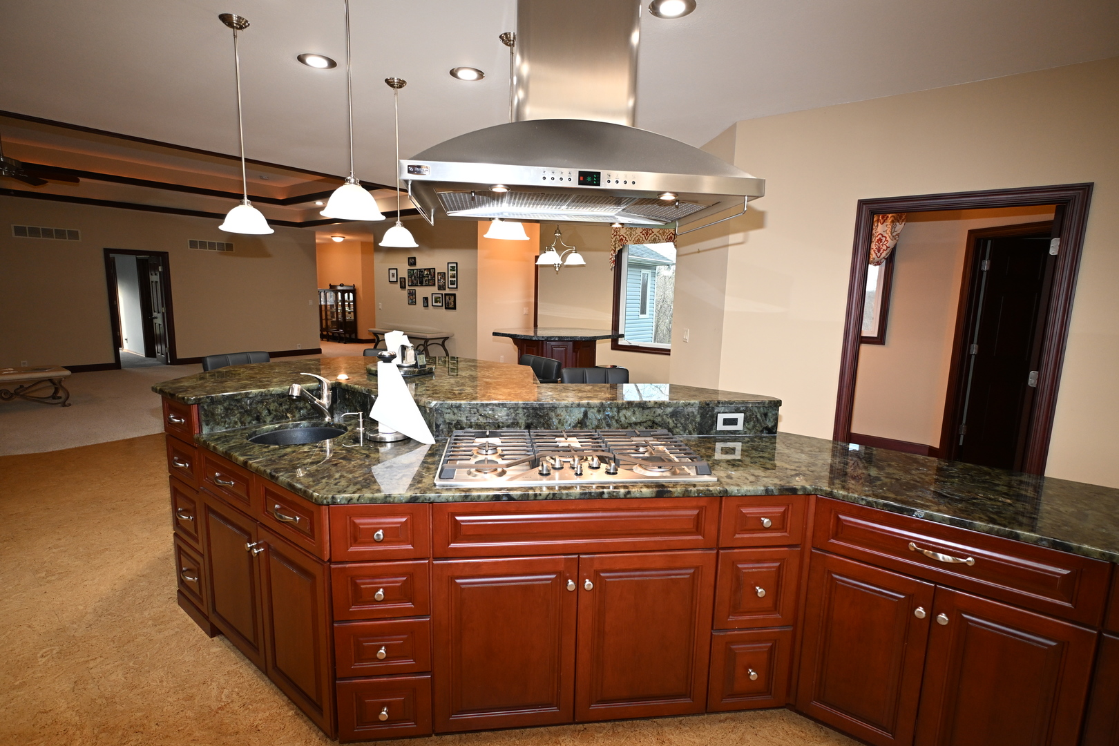 17539 E 2600 North Road, Lexington, IL 61753