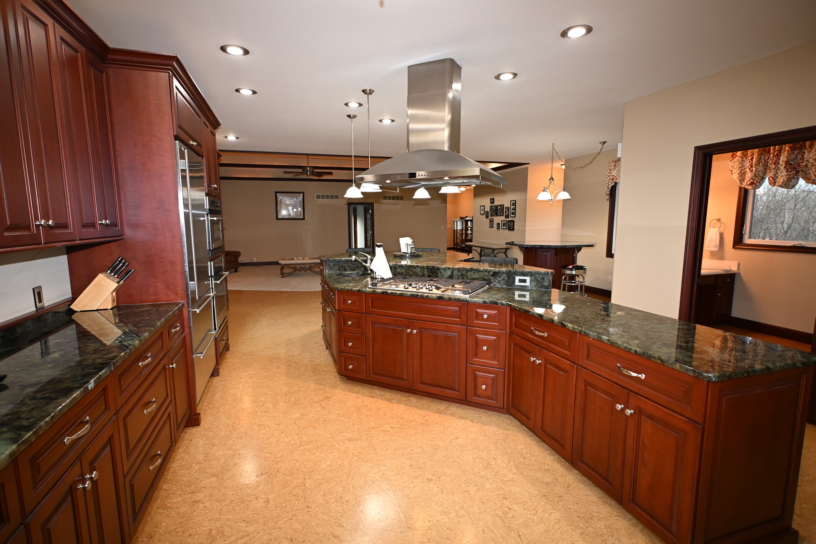 17539 E 2600 North Road, Lexington, IL 61753