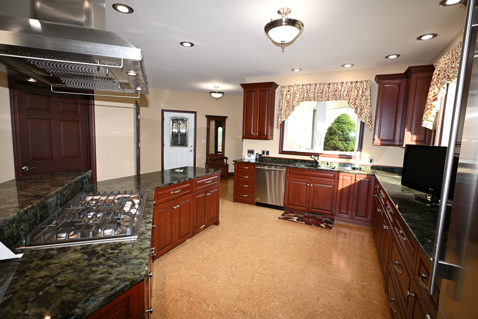 17539 E 2600 North Road, Lexington, IL 61753