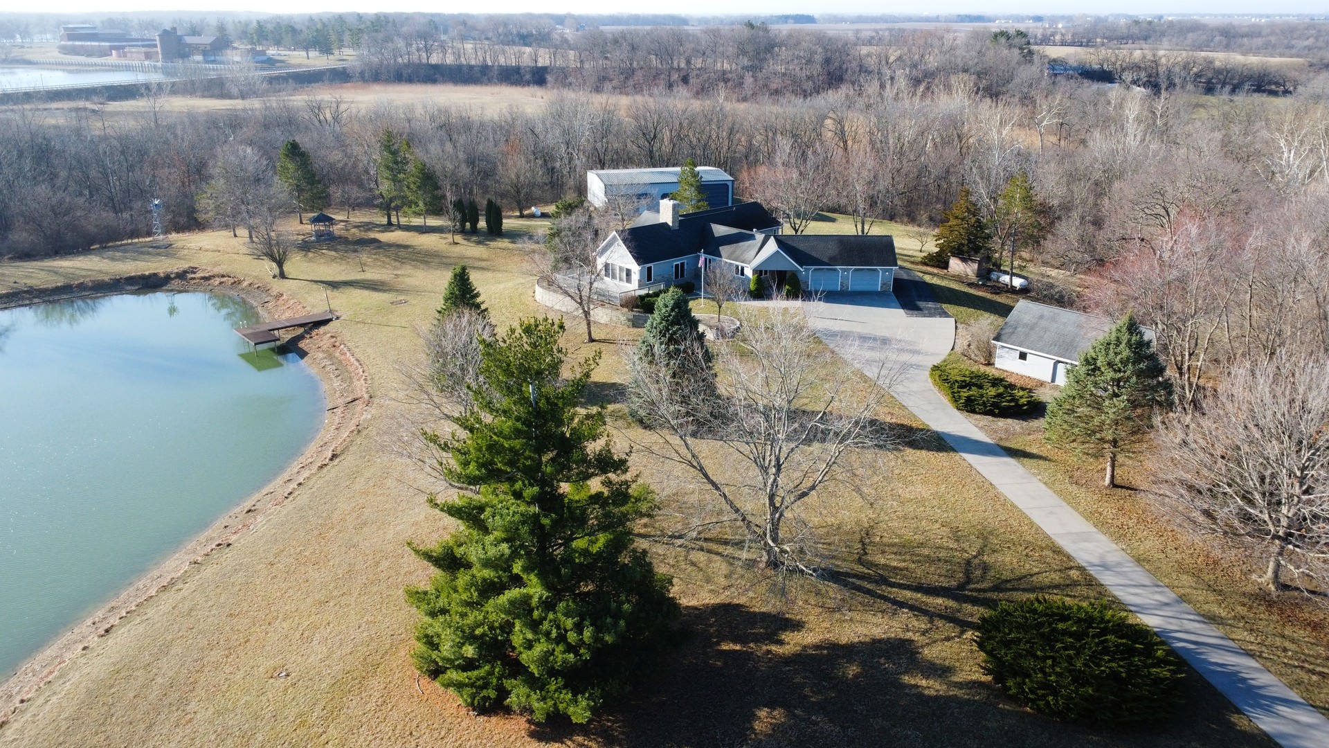 17539 E 2600 North Road, Lexington, IL 61753