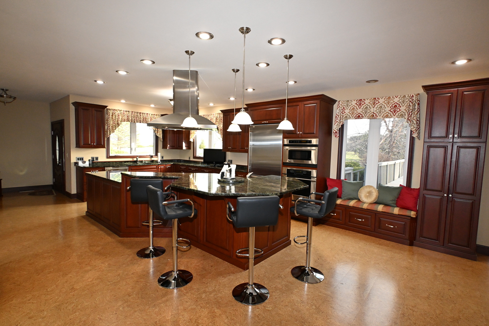 17539 E 2600 North Road, Lexington, IL 61753