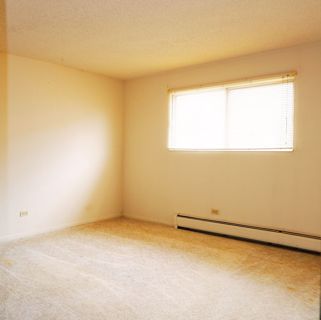 9832 Nottingham Avenue #10, Chicago Ridge, IL 60415