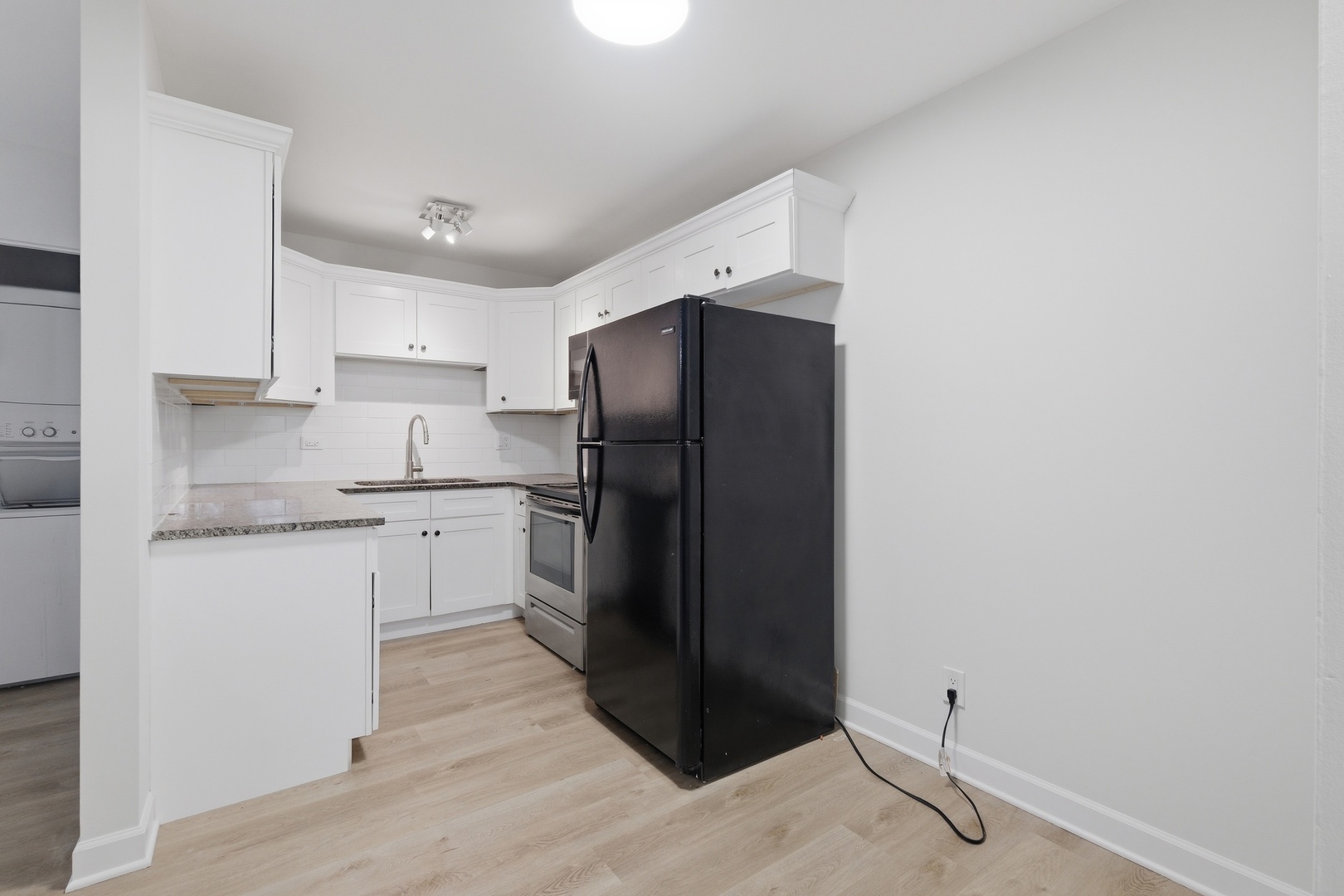 2300 Light Road #202, Oswego, IL 60543