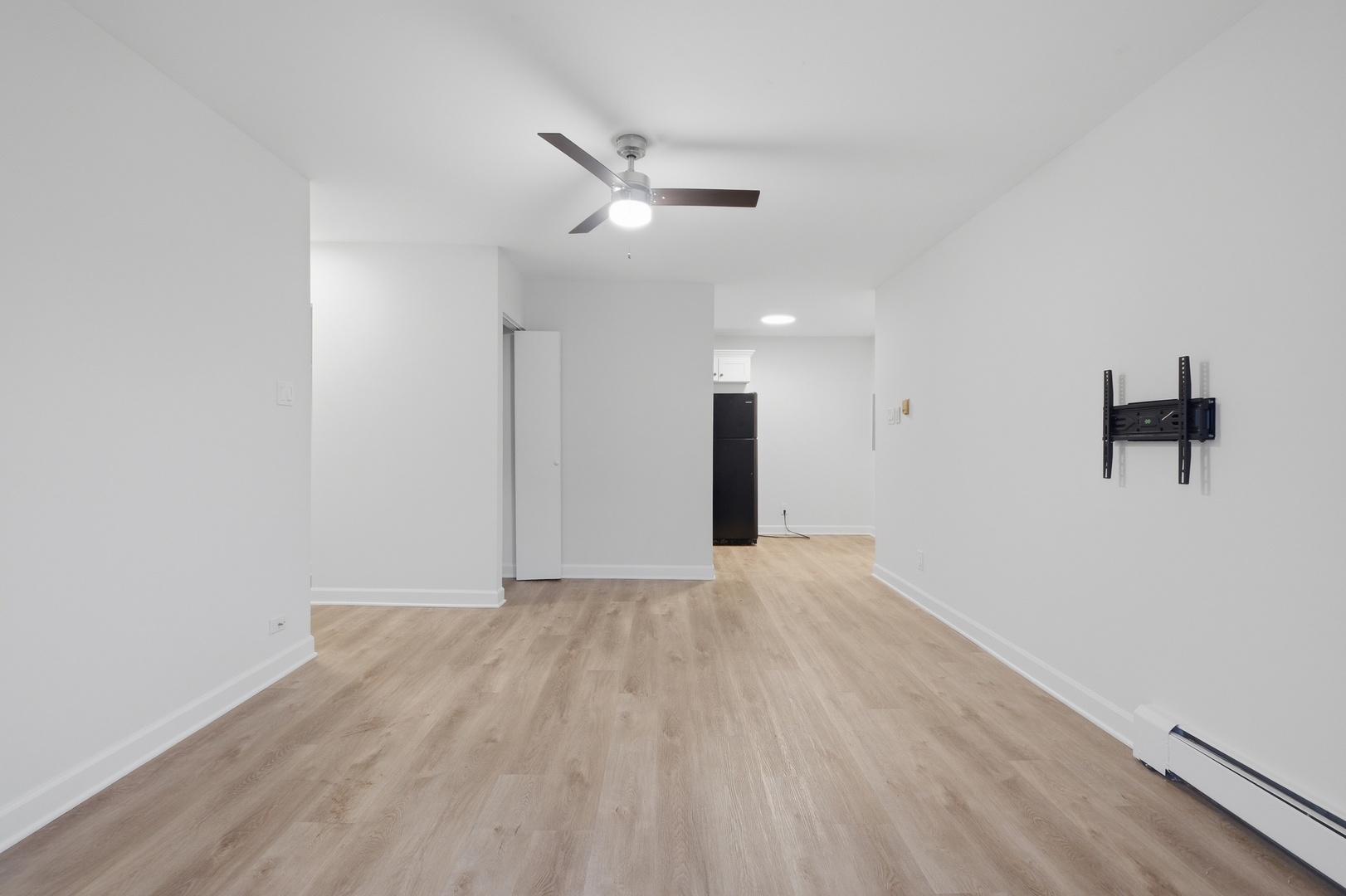 2300 Light Road #202, Oswego, IL 60543