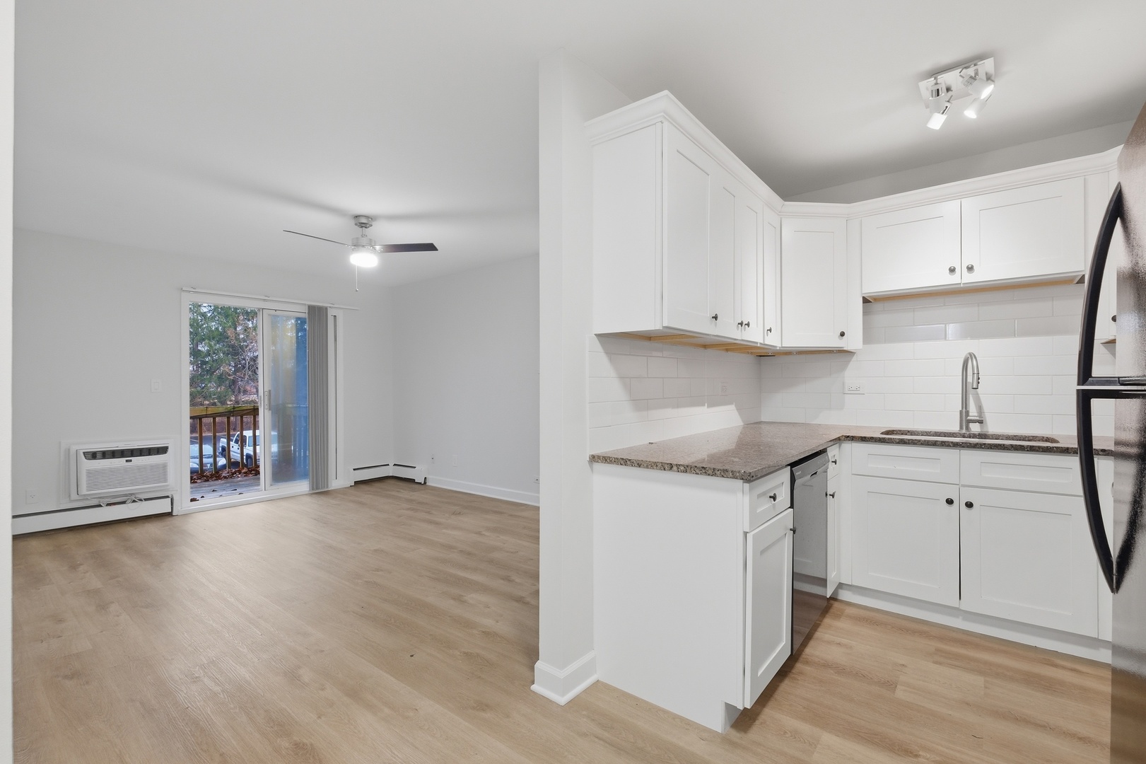 2300 Light Road #202, Oswego, IL 60543