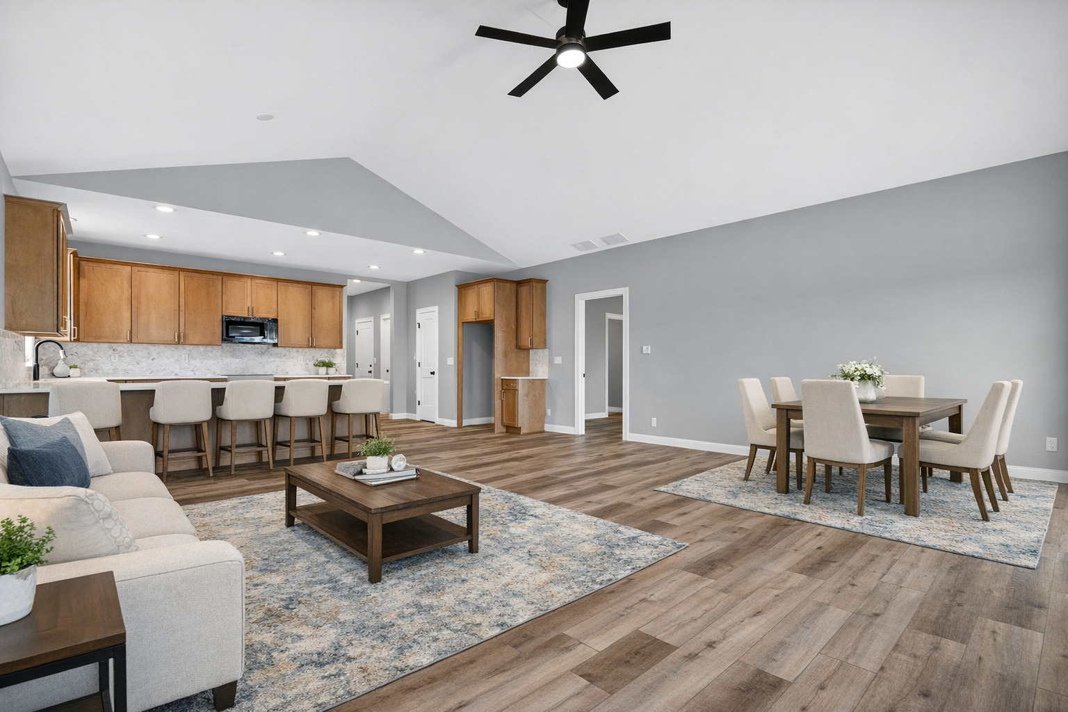 1175 S Farmstone Drive, Diamond, IL 60416