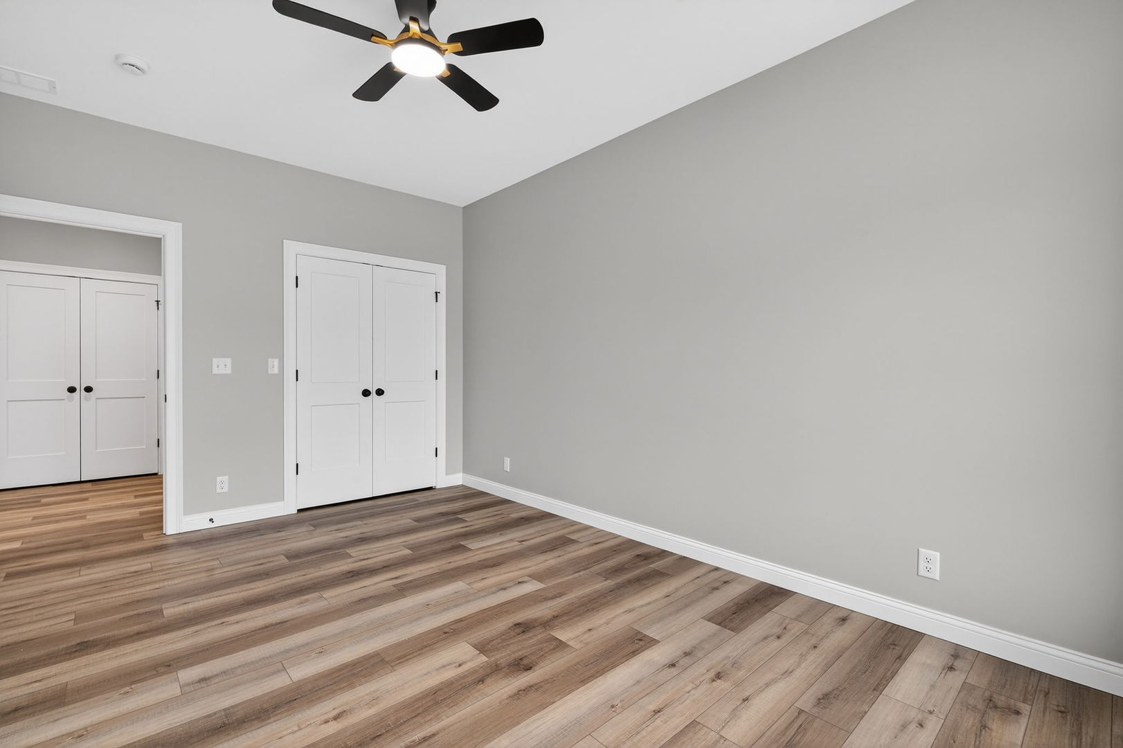 1175 S Farmstone Drive, Diamond, IL 60416