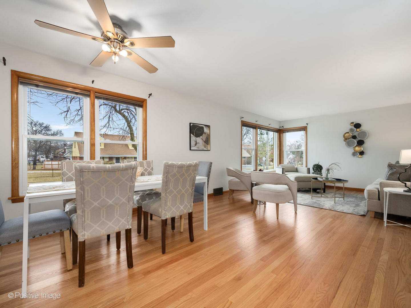 18547 Lexington Avenue, Homewood, IL 60430