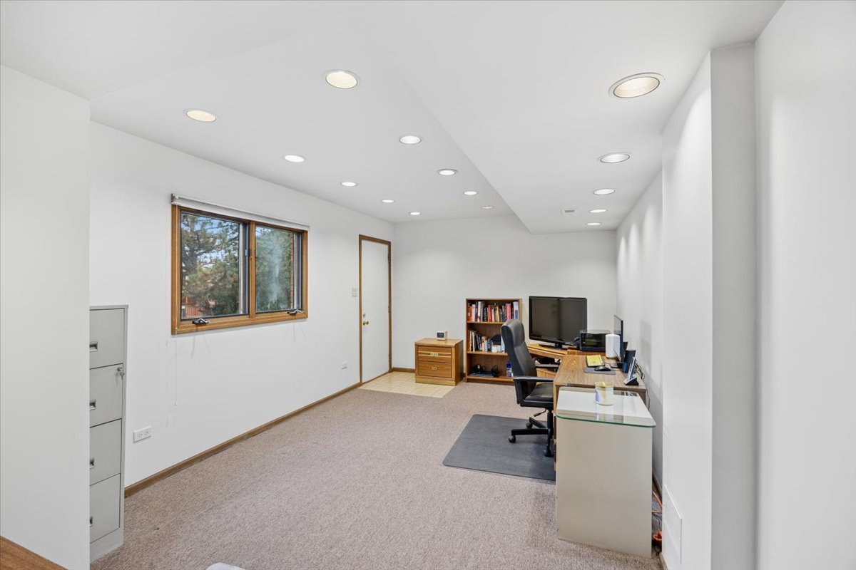 8845 Wheeler Drive, Orland Park, IL 60462