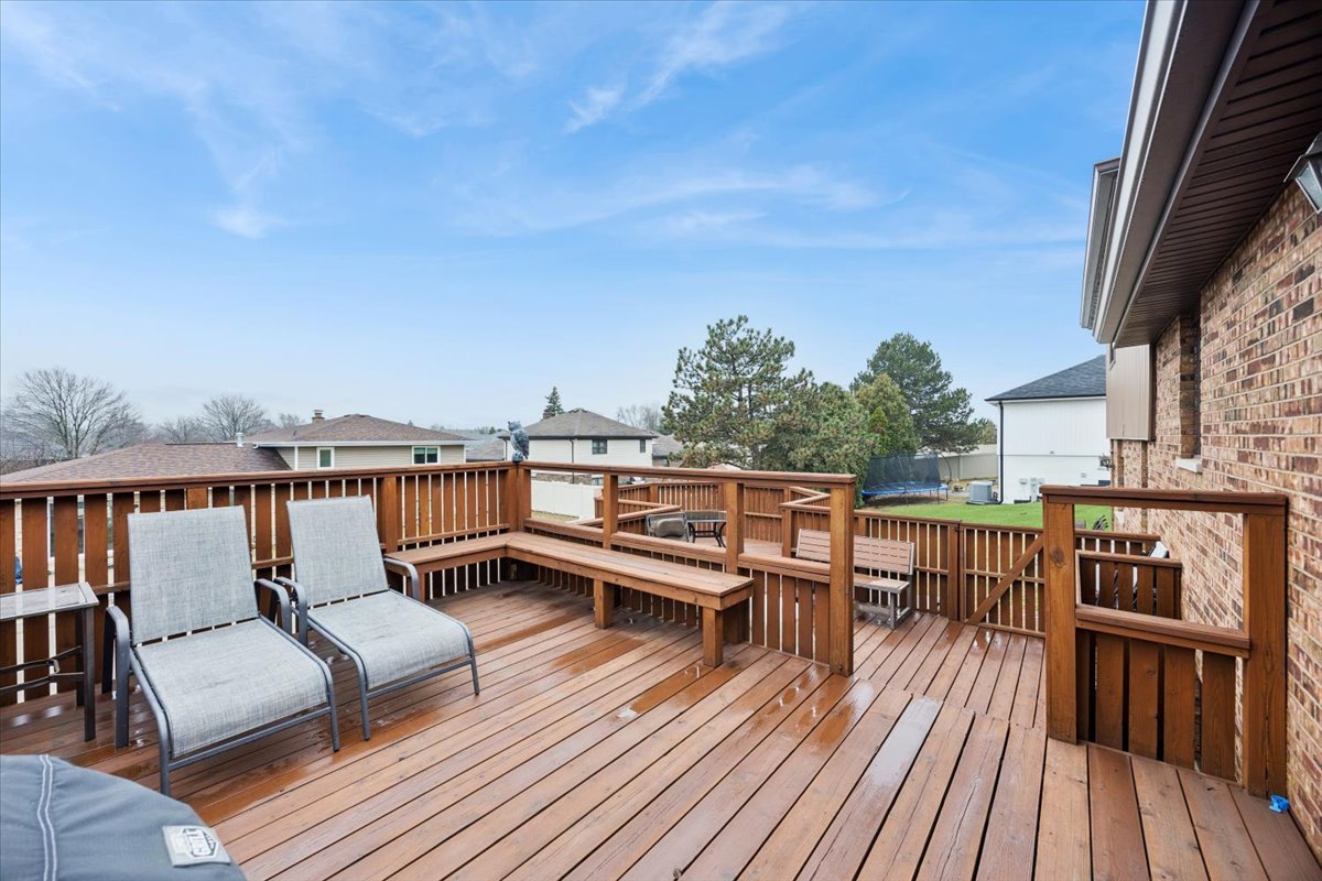 8845 Wheeler Drive, Orland Park, IL 60462