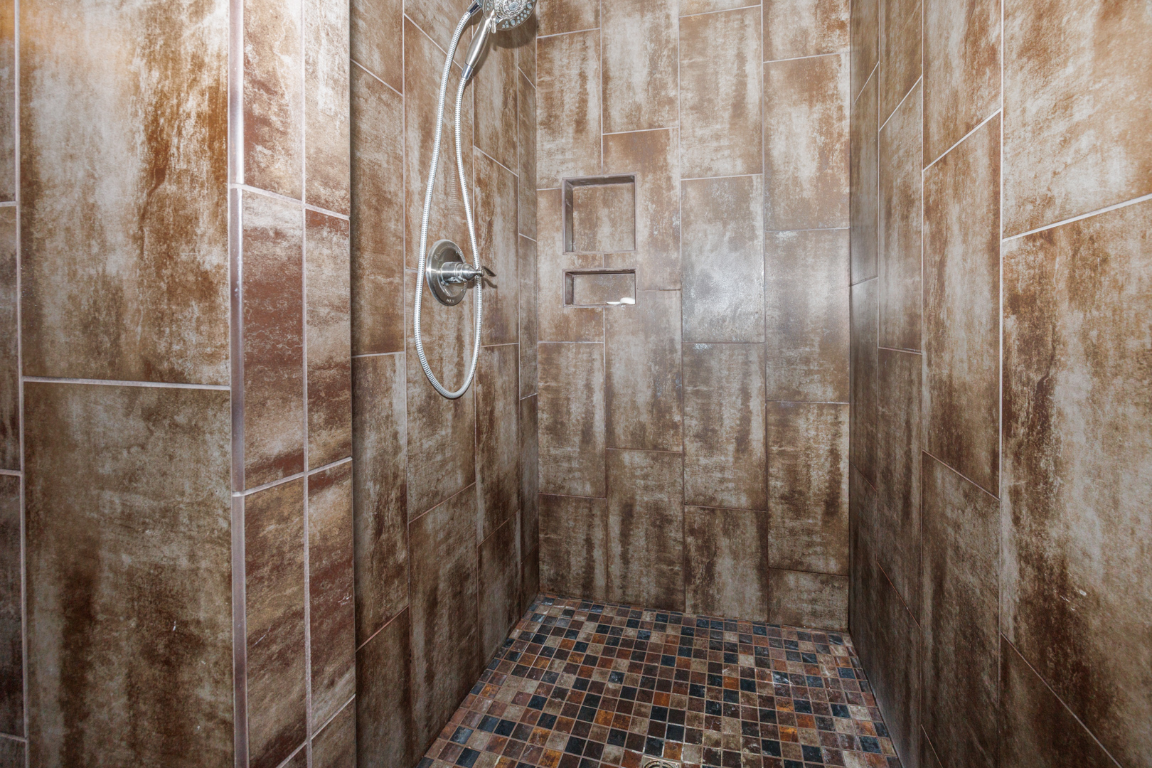 2709 Piney Run, Bloomington, IL 61705